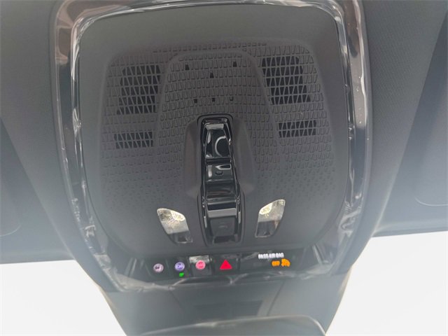 New 2025 Cadillac Lyriq Luxury image 20