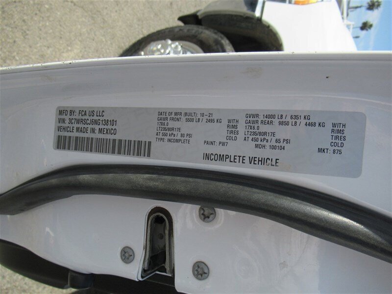 Used 2022 RAM 3500 Tradesman w/ Chrome Appearance Group RWD image 12