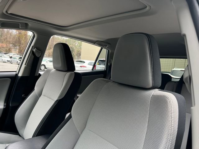 Used 2018 Toyota RAV4 XLE image 14