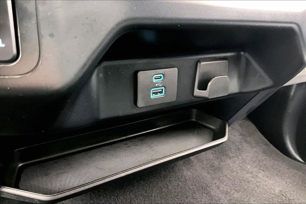 Used 2023 Ford F150 XLT image 33