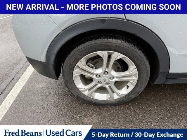 Used 2020 Chevrolet Bolt LT FWD image 11