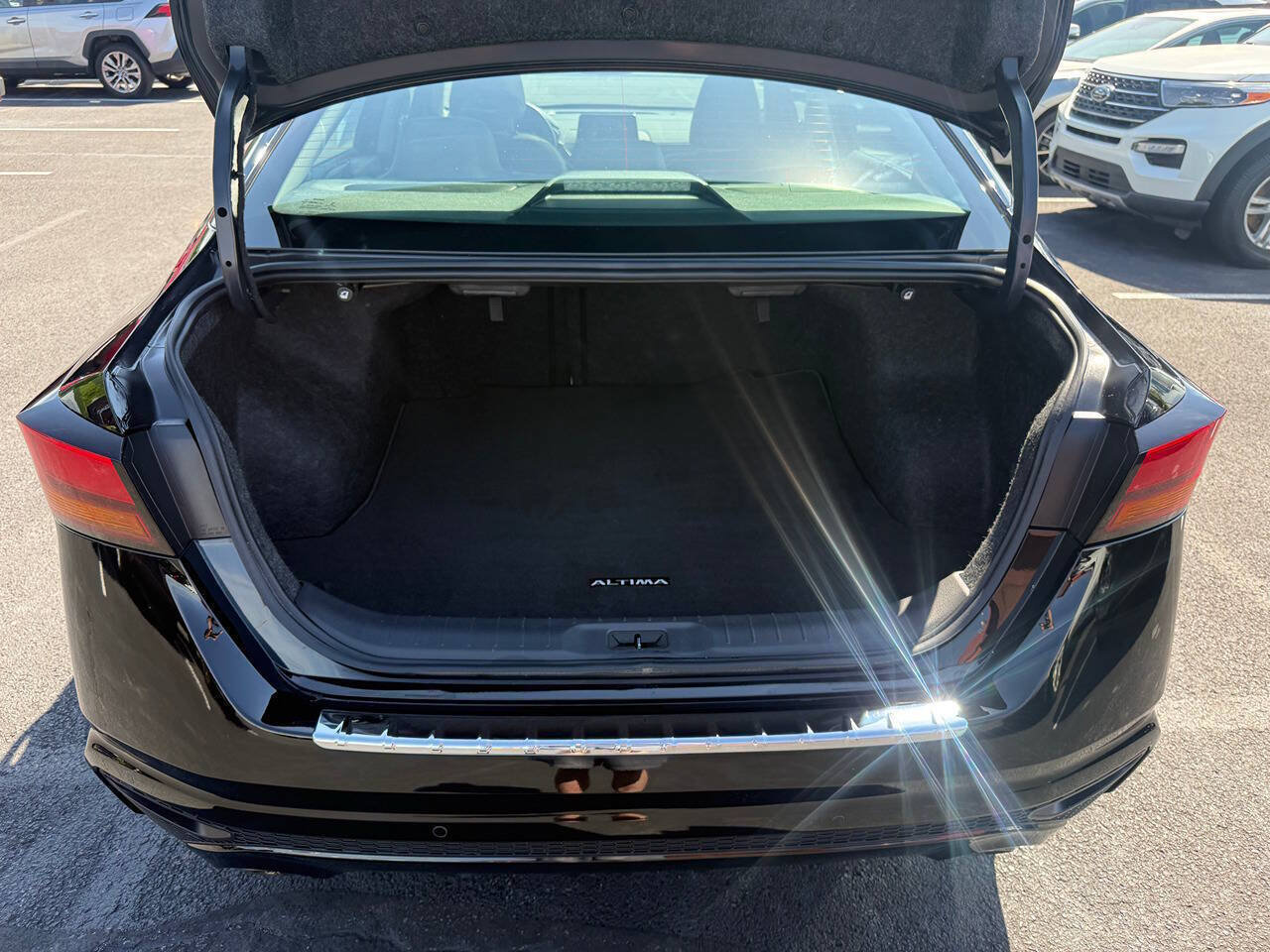 Used 2019 Nissan Altima 2.5 SL AWD/4WD image 7