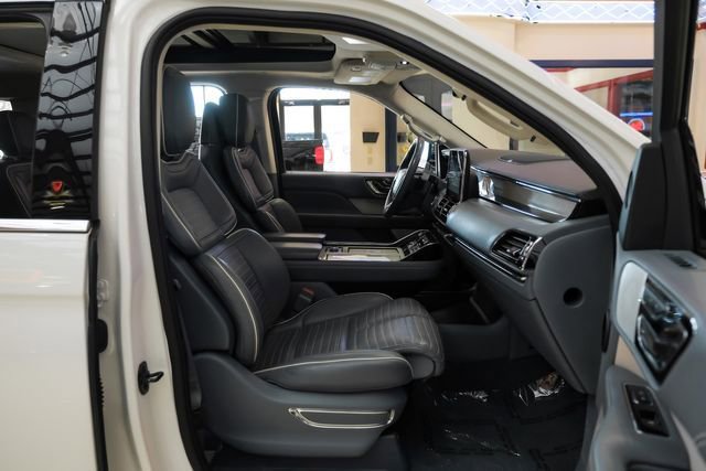 Used 2020 Lincoln Navigator Black Label image 29