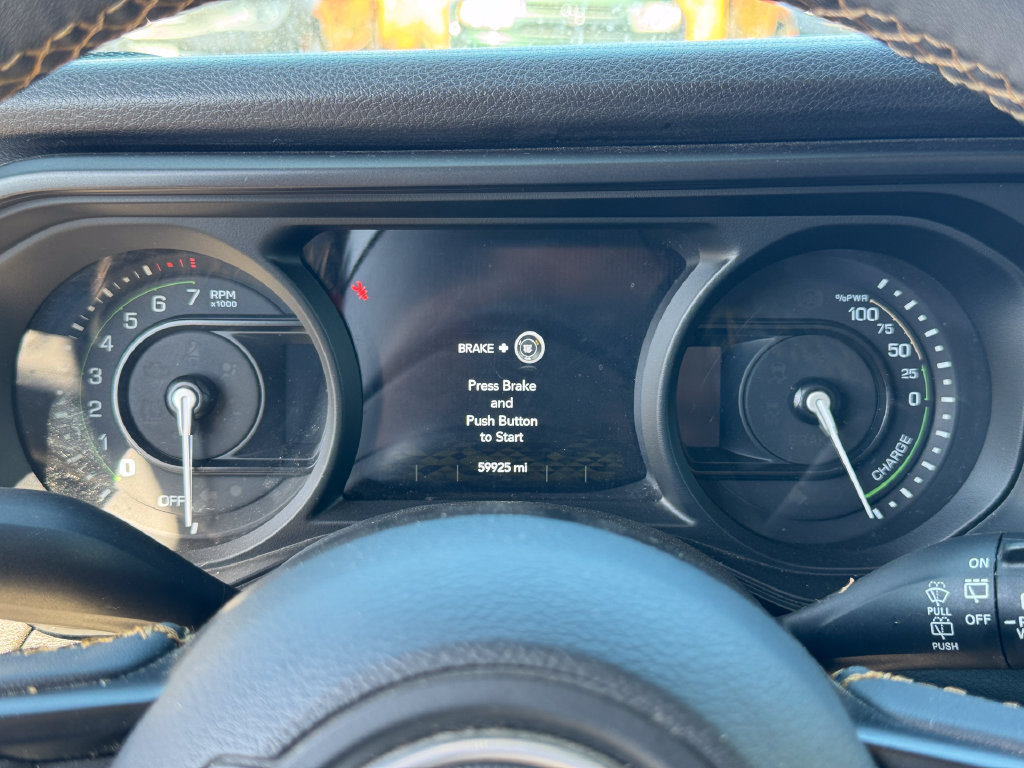 Used 2024 Jeep Wrangler Unlimited AWD/4WD image 25