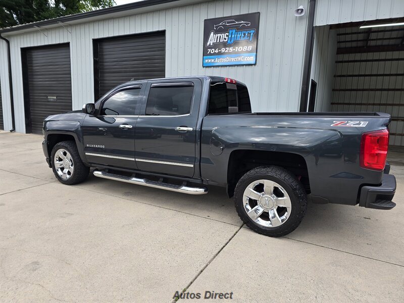 Used 2017 Chevrolet Silverado 1500 LTZ Z71 w/ LTZ Plus Package AWD/4WD image 8