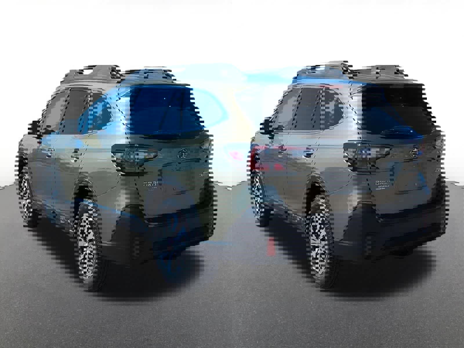 Used 2020 Subaru Outback Premium image 4