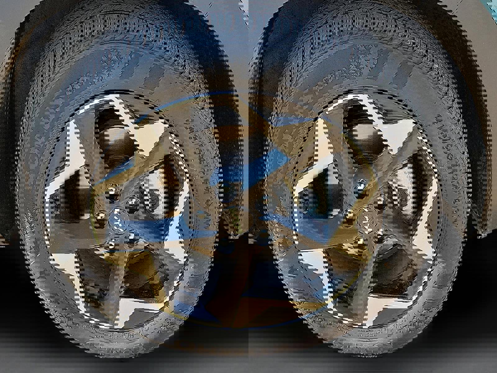 Used 2024 Kia Seltos EX image 7