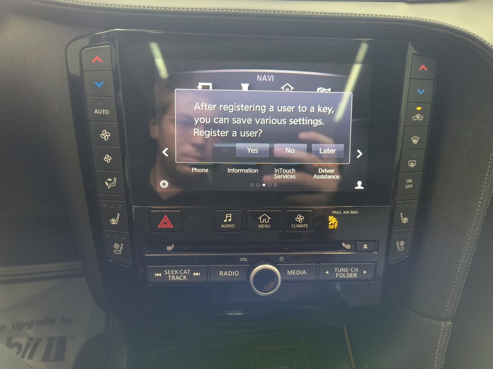 Used 2019 INFINITI QX50 Essential w/ Sensory Package FWD image 18
