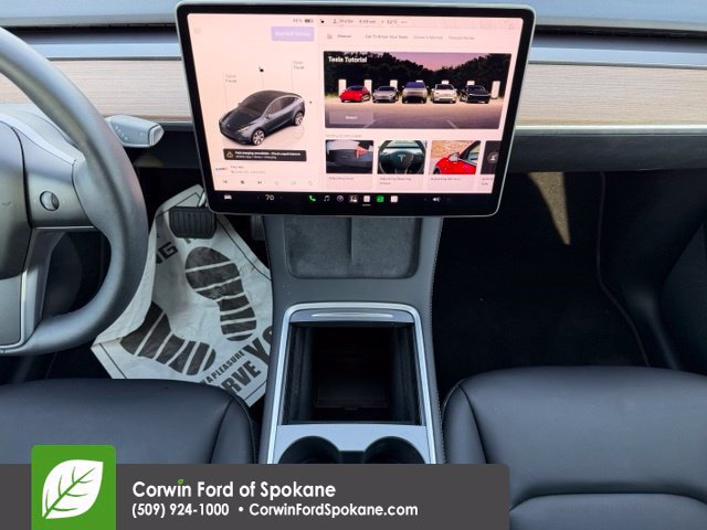 Used 2024 Tesla Model Y Long Range AWD/4WD image 29