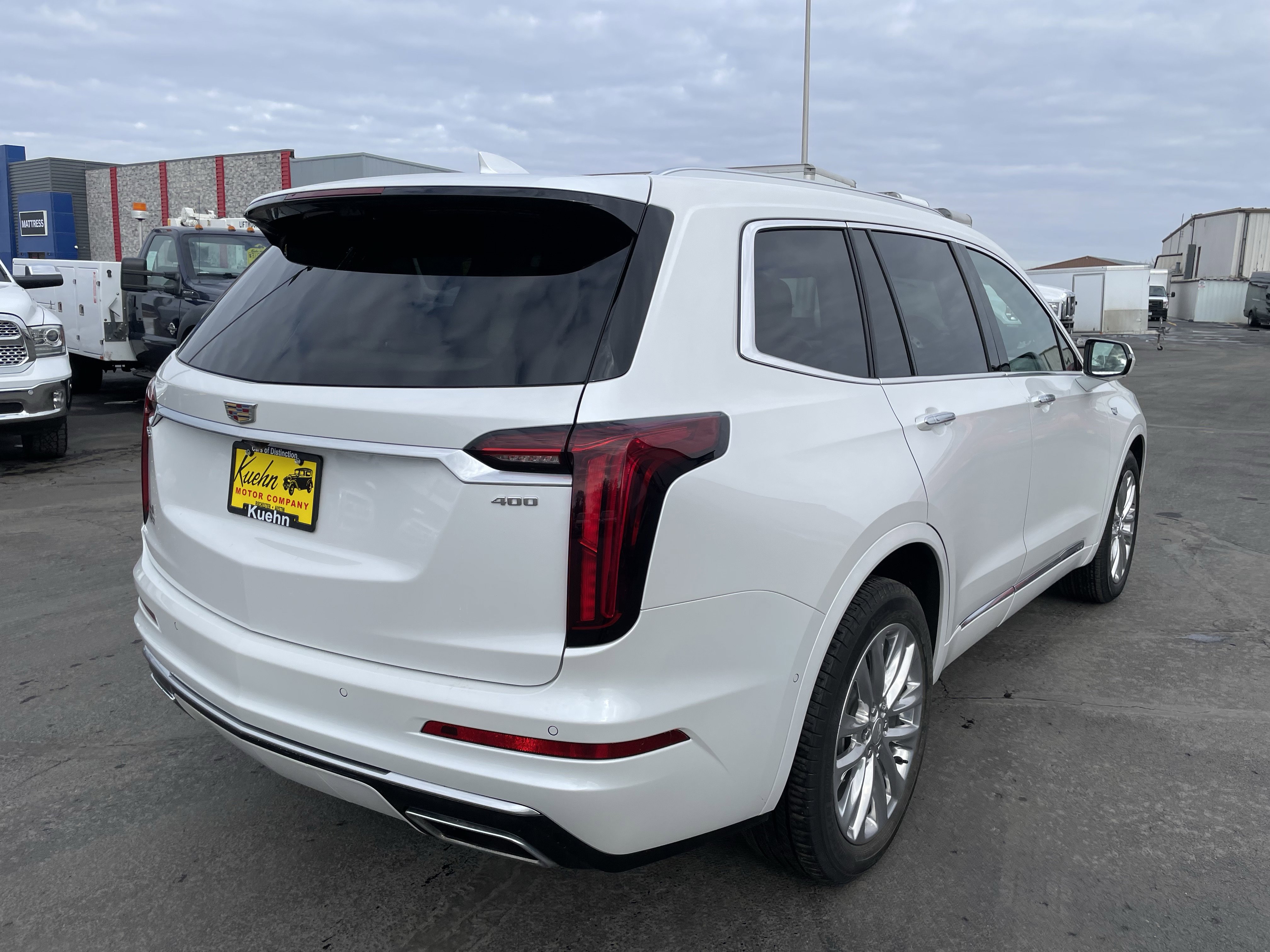 Used 2023 Cadillac XT6 Premium Luxury w/ Technology Package image 8