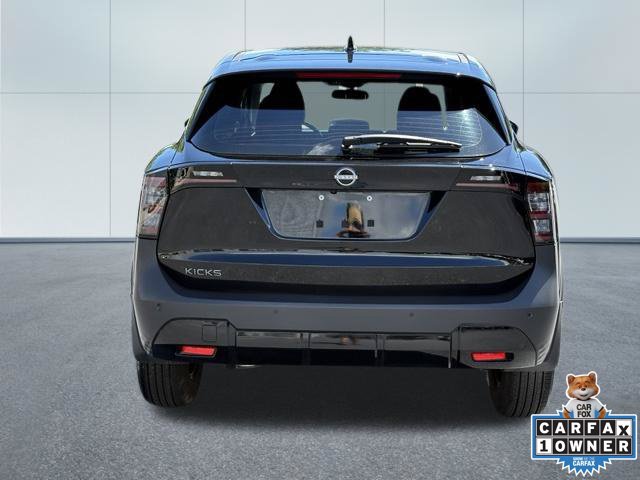 Used 2025 Nissan Kicks S FWD image 10