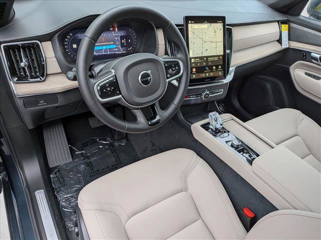 New 2026 Volvo XC90 B6 Plus w/ Protection Package Premier image 3