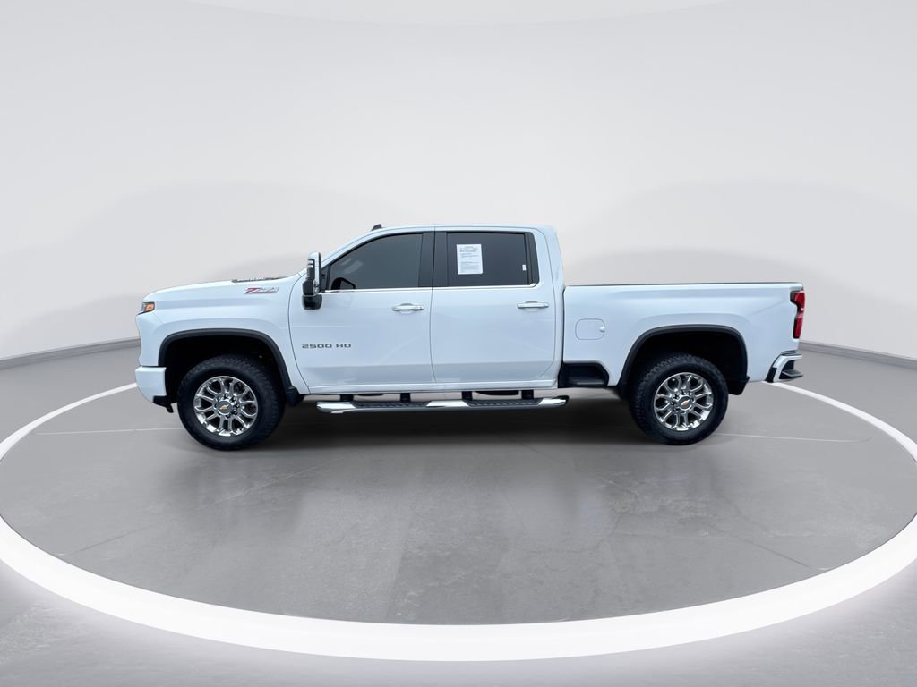 Used 2025 Chevrolet Silverado 2500 LT w/ Z71 Chrome Sport Edition image 5