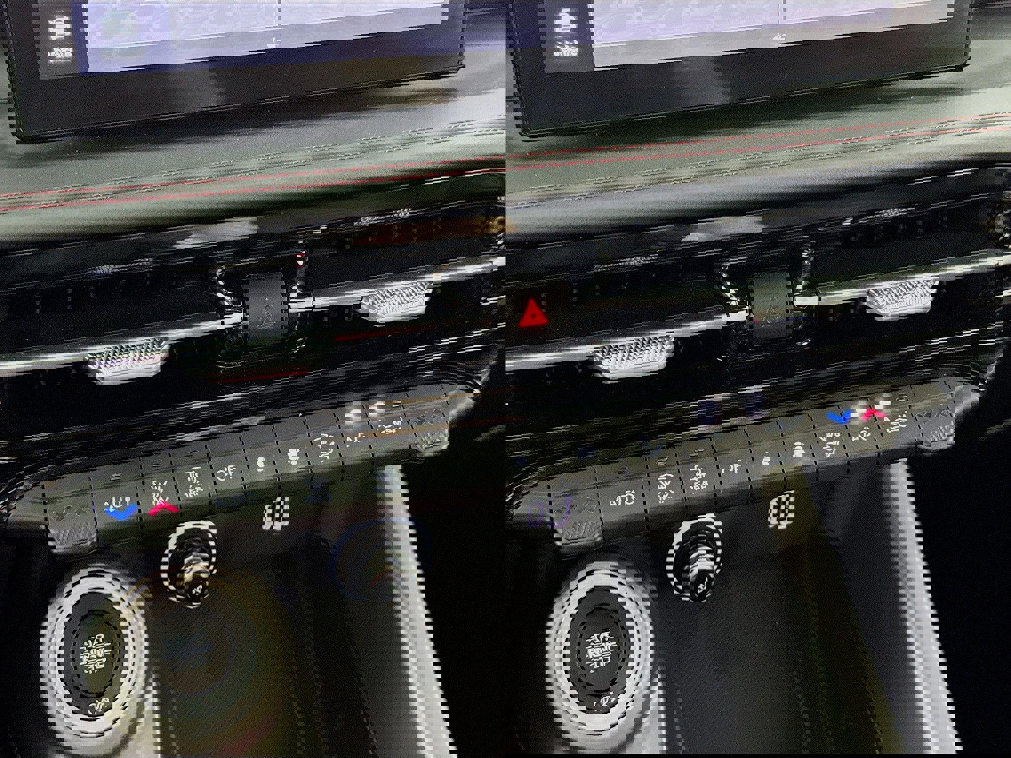 Used 2024 Dodge Hornet R/T image 17