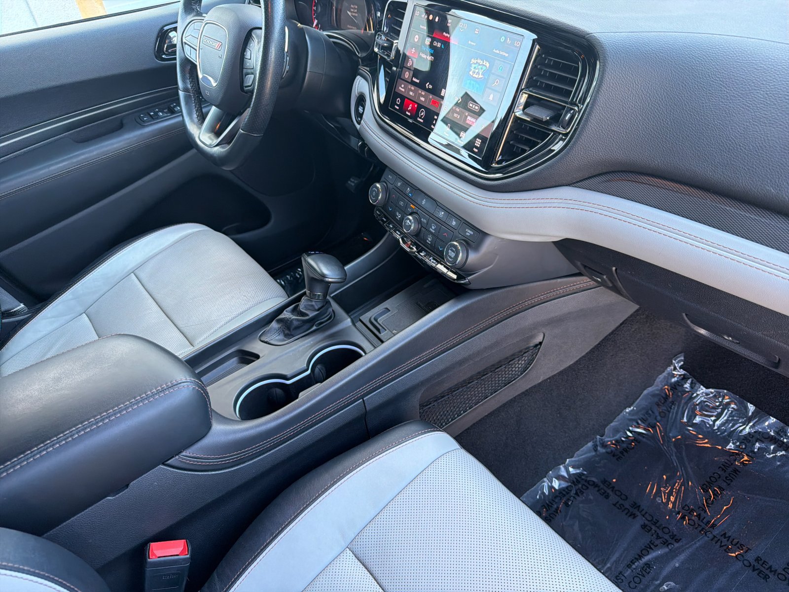 Used 2021 Dodge Durango R/T w/ Tow 'N Go Package AWD/4WD image 19