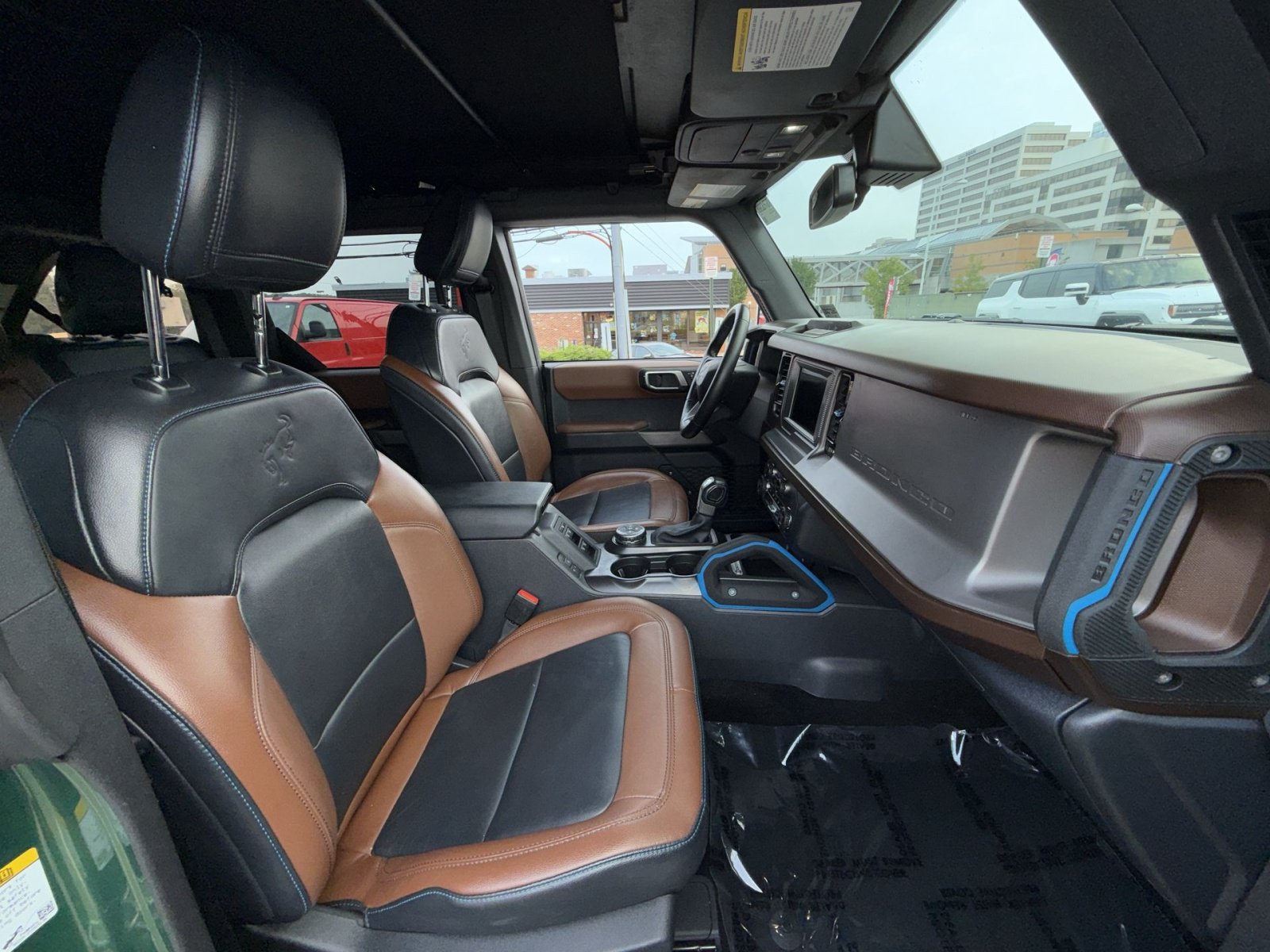 Used 2023 Ford Bronco Outer Banks AWD/4WD image 25