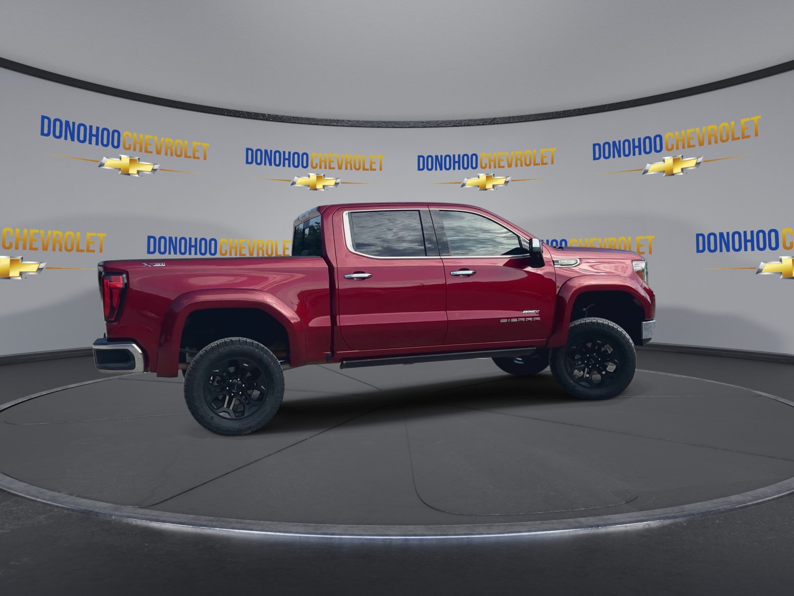 Used 2020 GMC Sierra 1500 SLT w/ SLT Premium Plus Package AWD/4WD image 5