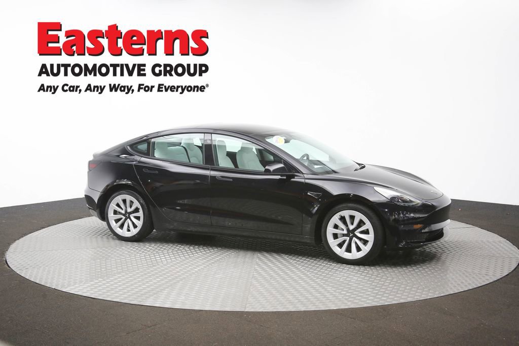 Used 2023 Tesla Model 3 Standard Range RWD image 47
