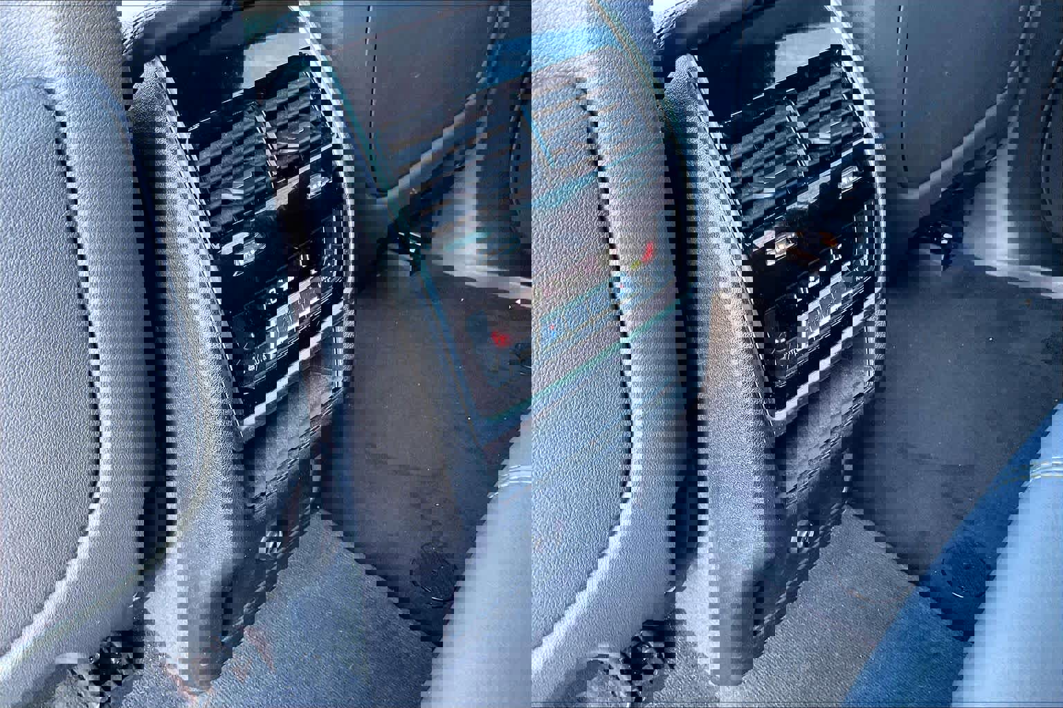 Used 2019 BMW X5 xDrive40i w/ Convenience Package image 38