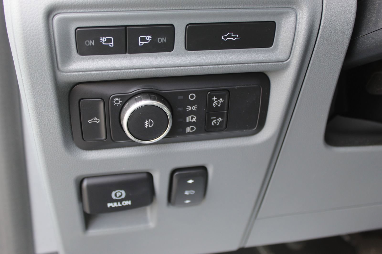 Used 2021 Ford F150 Lariat w/ Max Trailer Tow Package AWD/4WD image 29