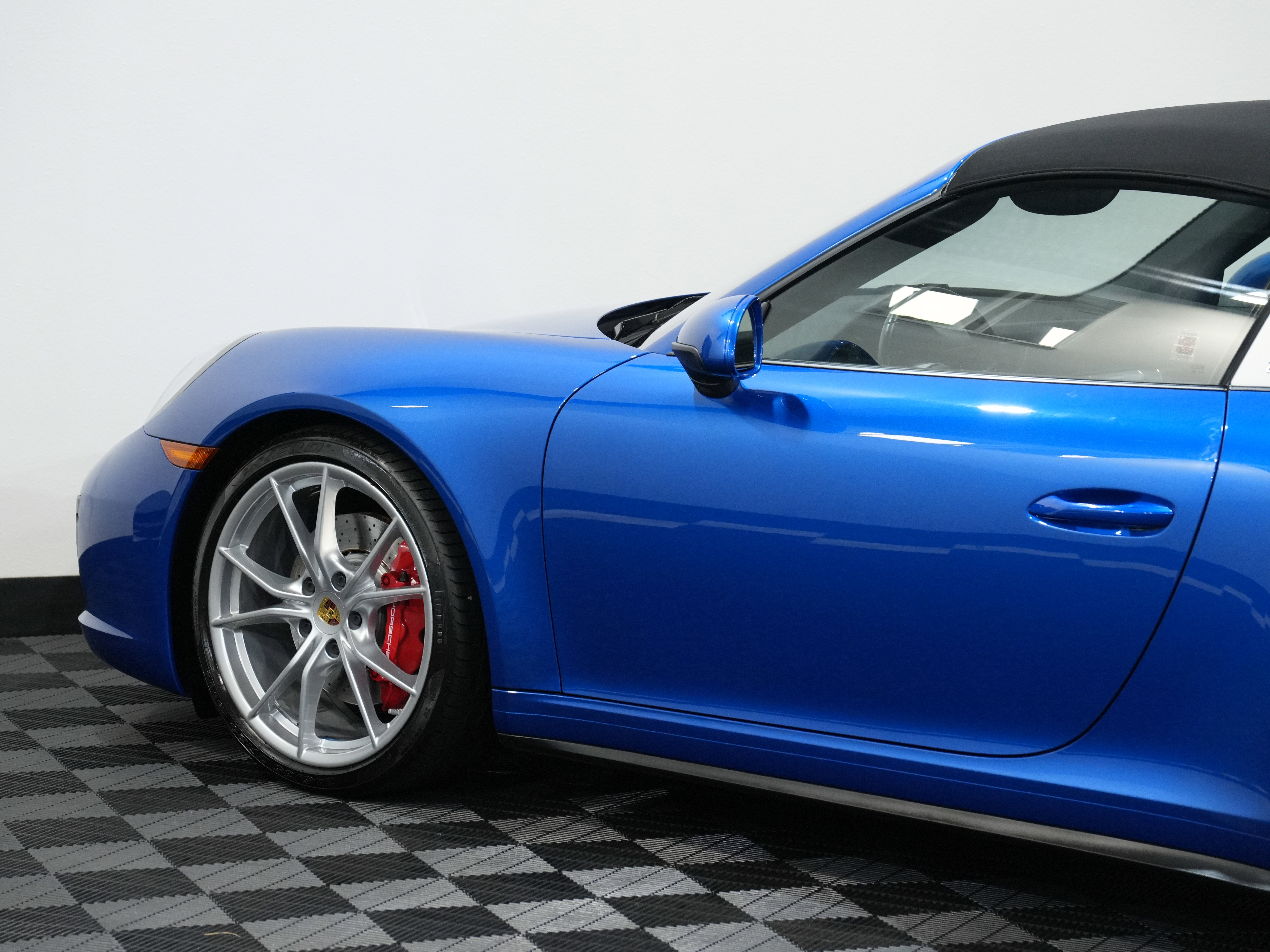 Used 2017 Porsche 911 Targa 4S image 25