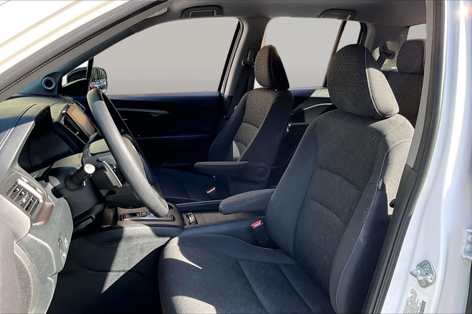 Used 2023 Honda Ridgeline Sport image 8