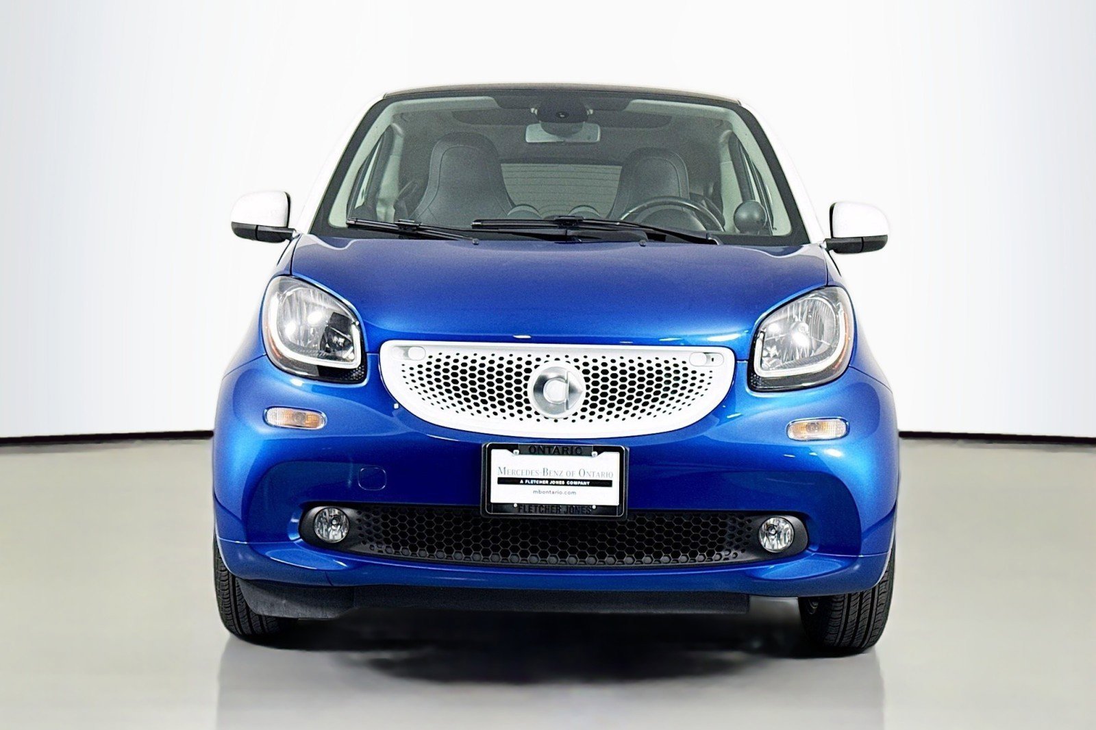 Used 2017 smart fortwo electric drive image 2