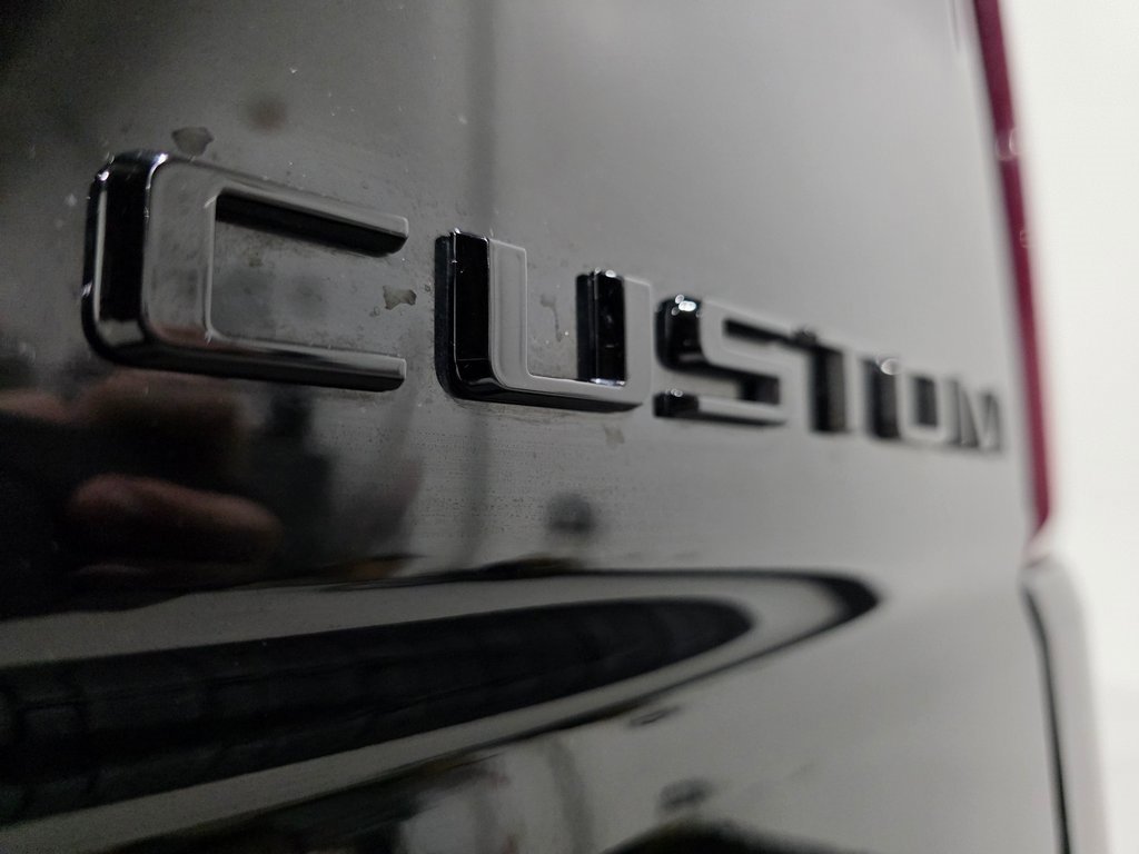 Used 2021 Chevrolet Silverado 1500 Custom Trail Boss w/ Midnight Edition image 32