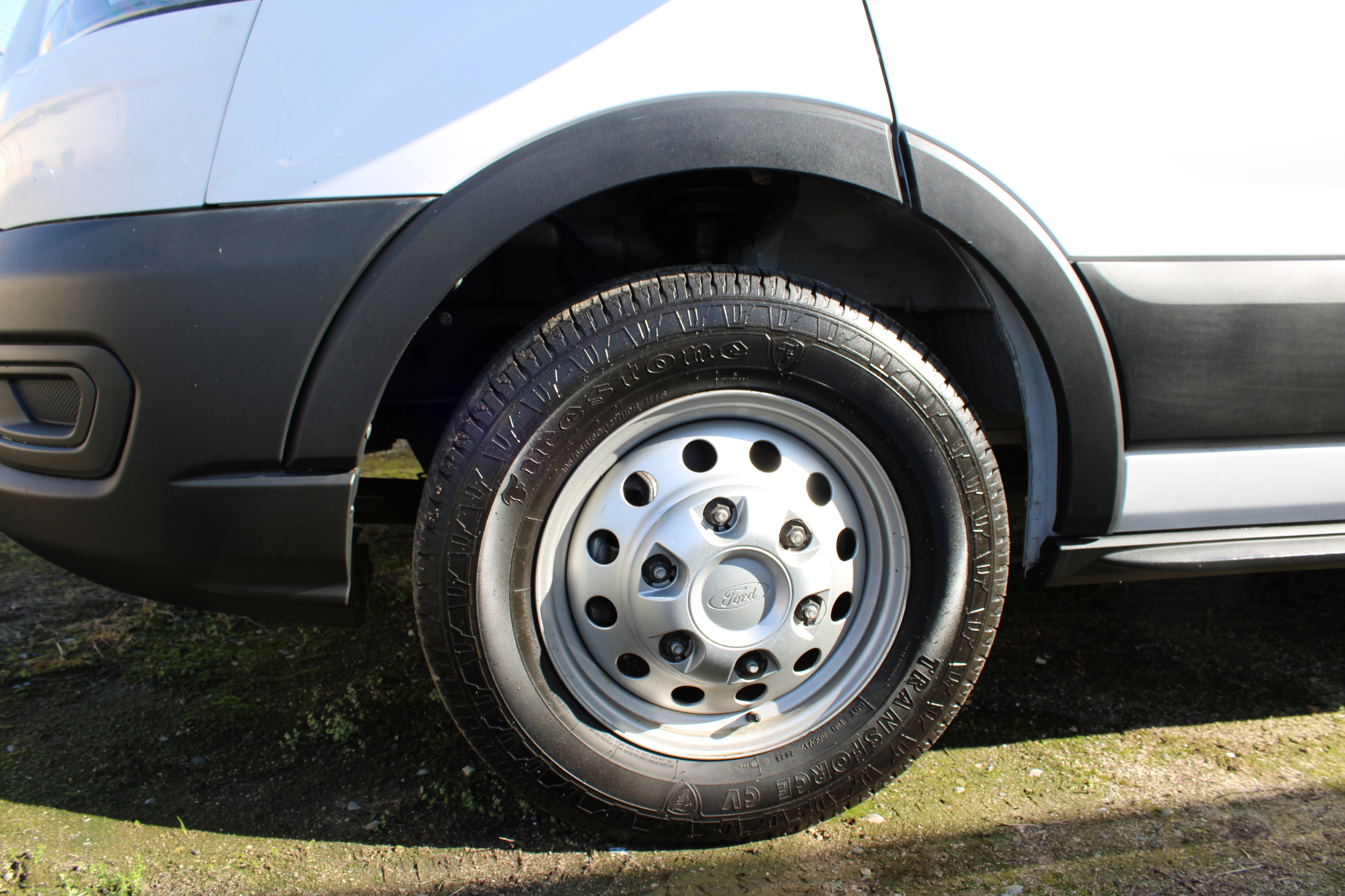 Used 2023 Ford Transit 250 148 High Roof Extended AWD w/ Load Area Protection Package image 15