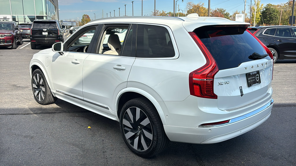 Certified 2024 Volvo XC90 T8 Plus w/ Protection Package Premier AWD/4WD image 5