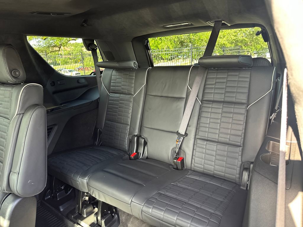 Used 2026 Cadillac Escalade Platinum Sport w/ LPO, Floor Liner Package image 41