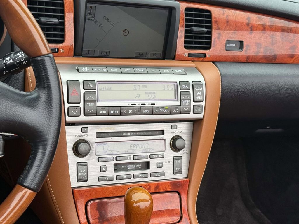 Used 2002 Lexus SC 430 Convertible RWD image 19