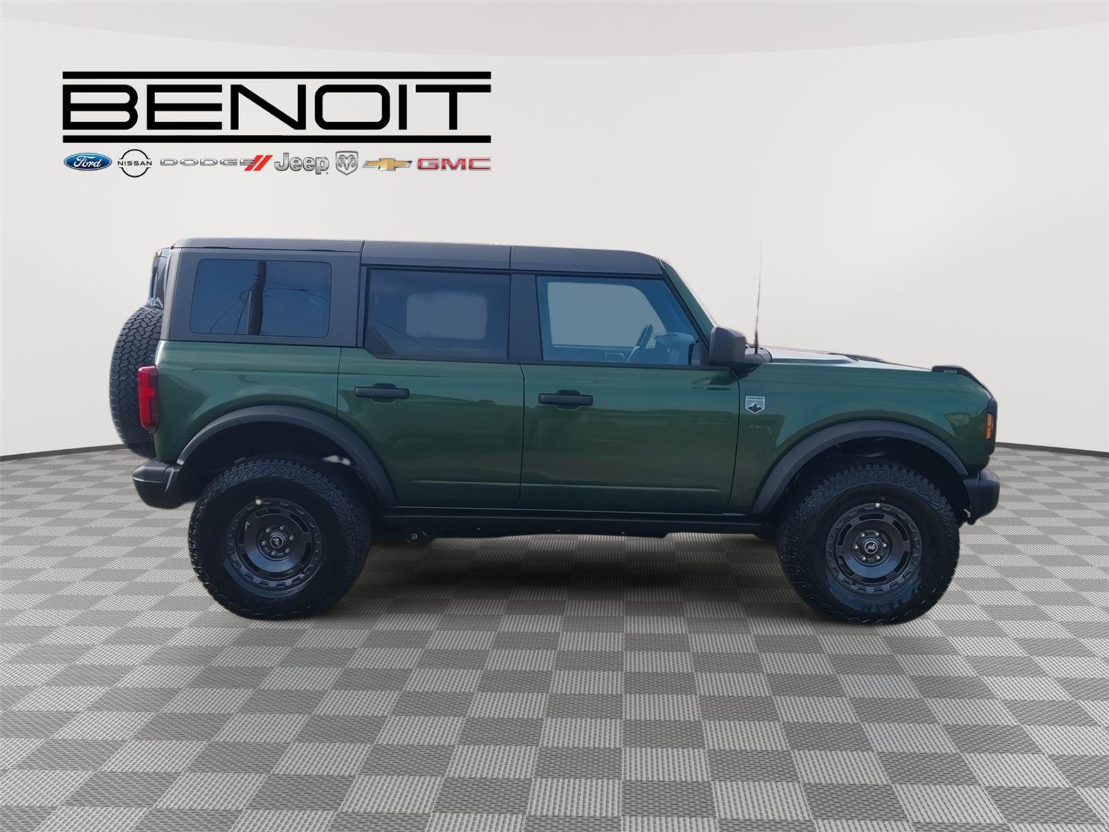 New 2025 Ford Bronco Big Bend w/ Black Diamond Package image 4
