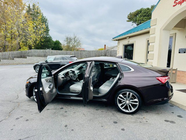 Used 2021 Chevrolet Malibu LT image 6