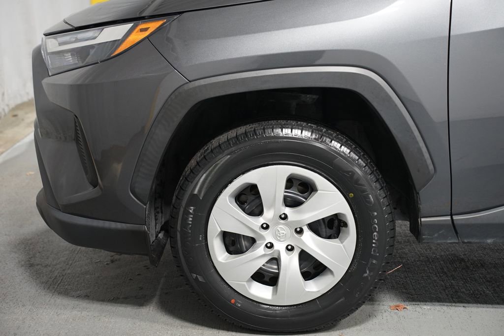 Certified 2023 Toyota RAV4 LE image 5