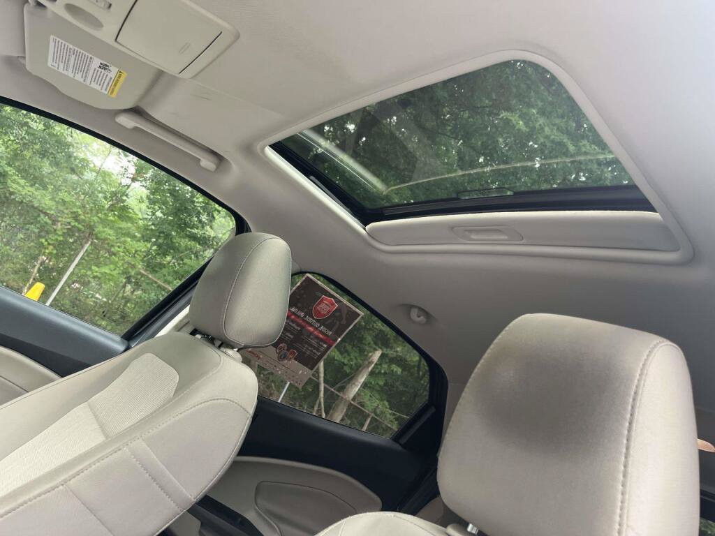 Certified 2020 Ford EcoSport SE w/ SE Convenience Package AWD/4WD image 6