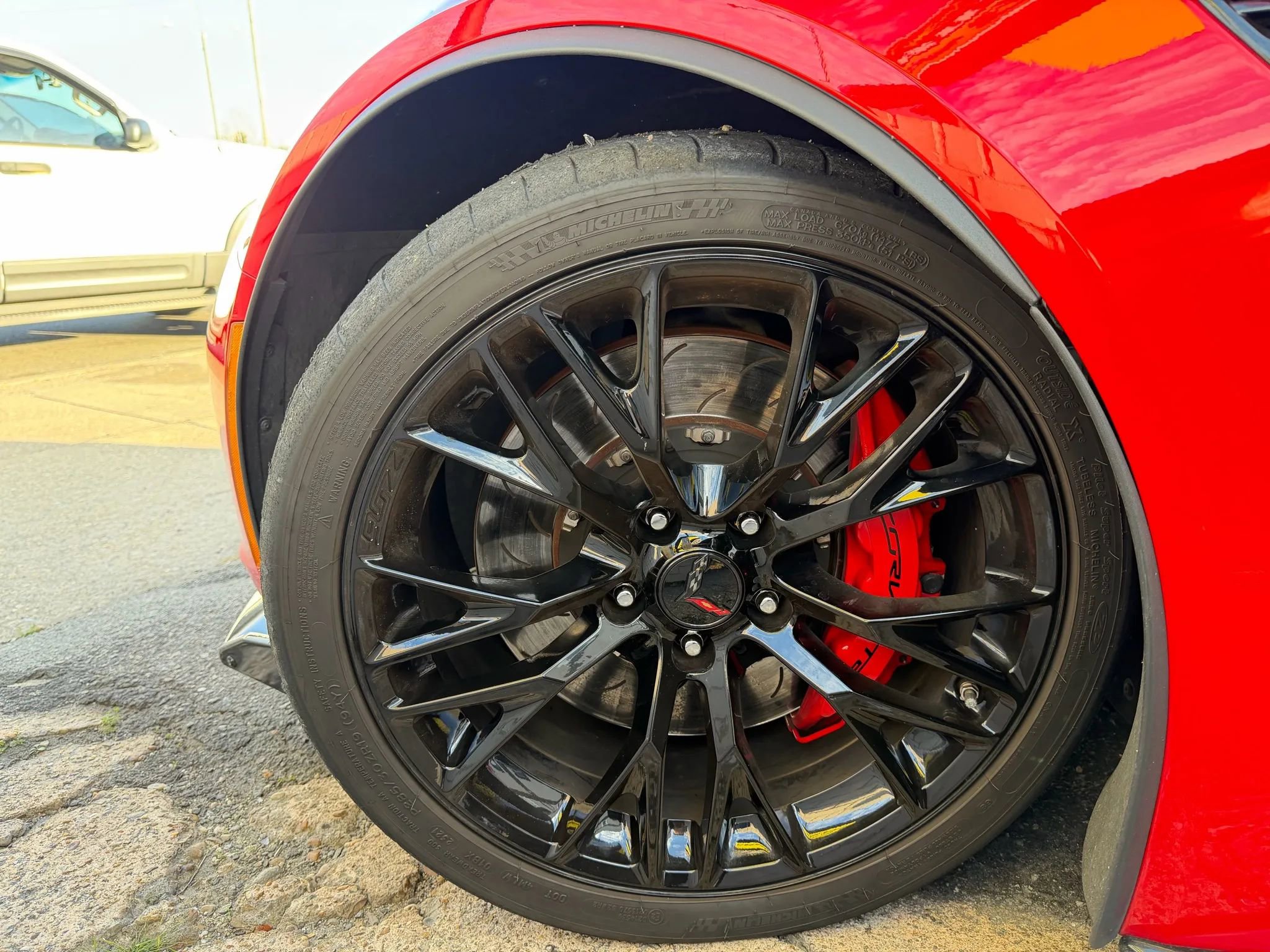 Used 2016 Chevrolet Corvette Z06 w/ 2LZ Preferred Equipment Group image 21