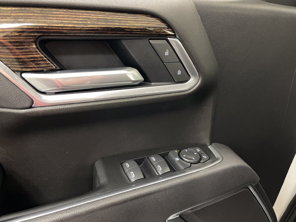 Certified 2025 GMC Sierra 1500 Elevation AWD/4WD image 24