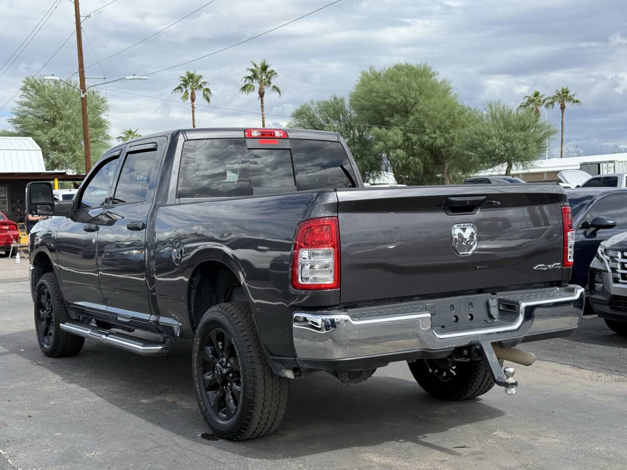 Used 2024 RAM 2500 Tradesman w/ Chrome Appearance Group image 5