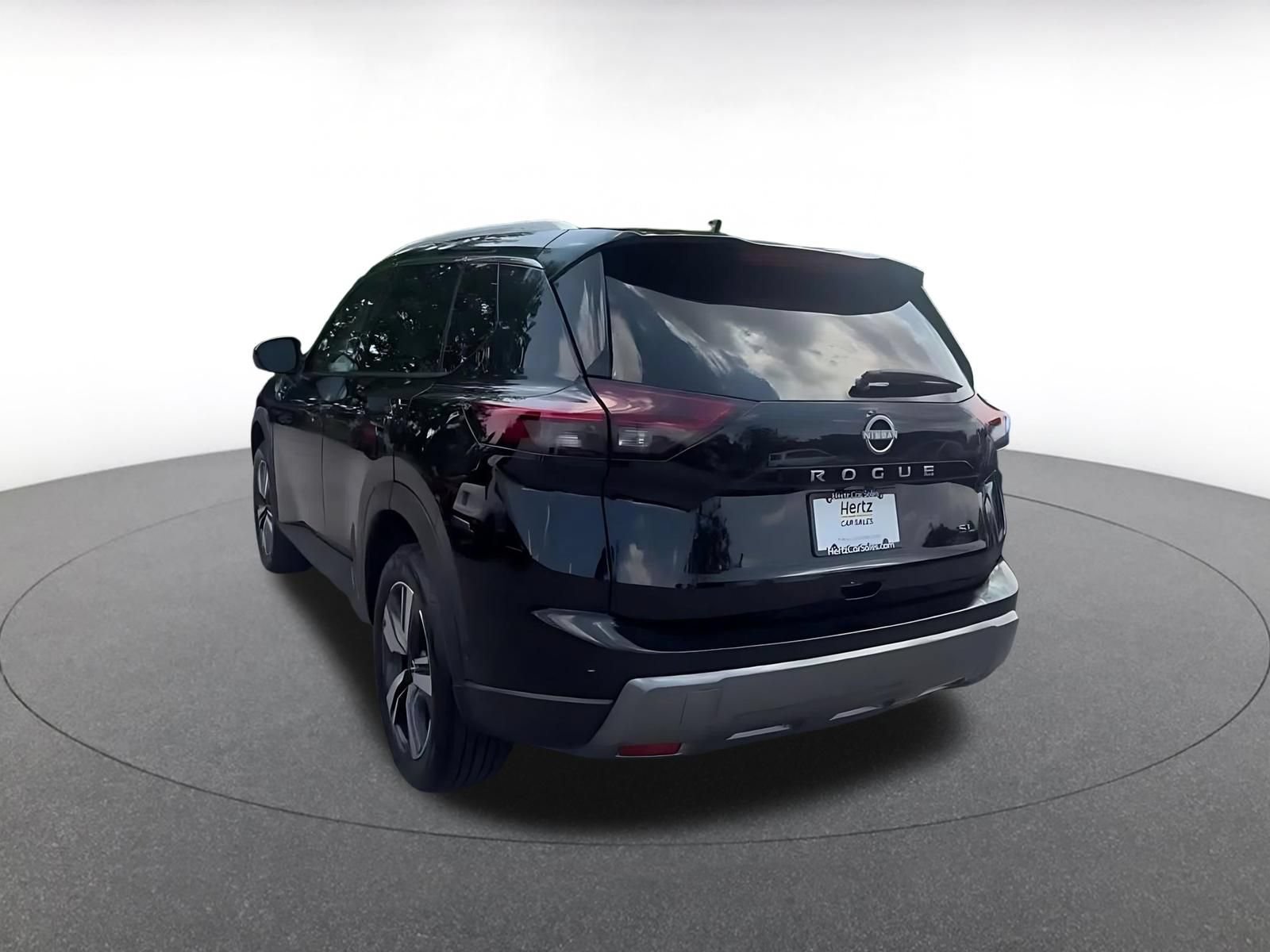 Used 2026 Nissan Rogue SL FWD image 11