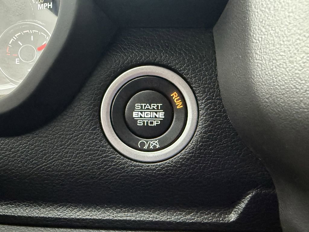 Used 2024 RAM 2500 Big Horn w/ Sport Appearance Package image 25