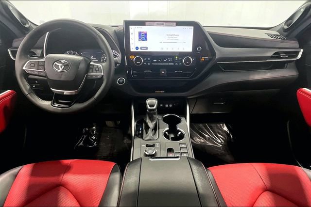 Used 2024 Toyota Highlander XSE AWD/4WD image 7