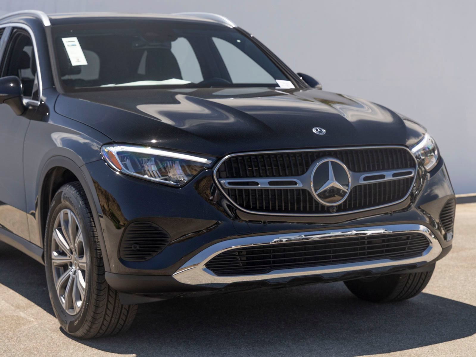 Certified 2026 Mercedes-Benz GLC 300 4MATIC image 3