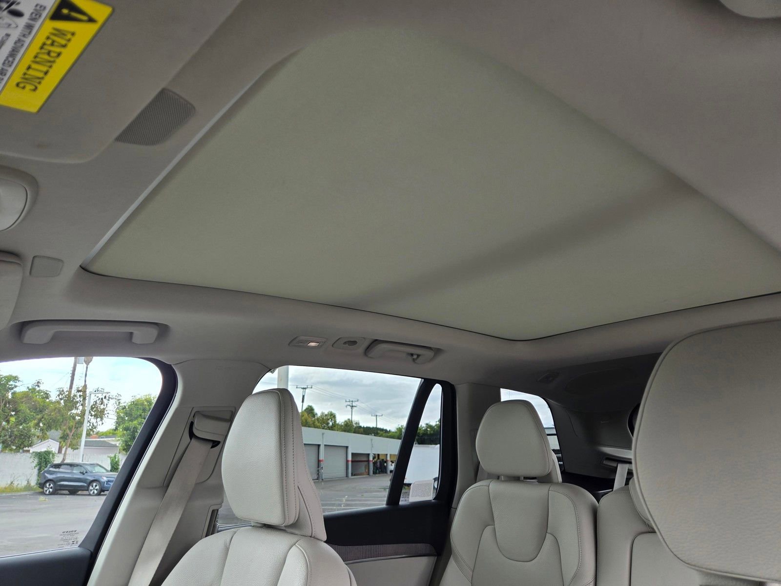 Certified 2023 Volvo XC90 B6 Plus w/ Protection Package Premier AWD/4WD image 13