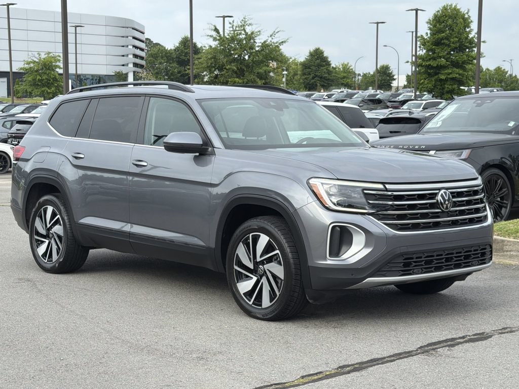Used 2024 Volkswagen Atlas SE FWD image 7
