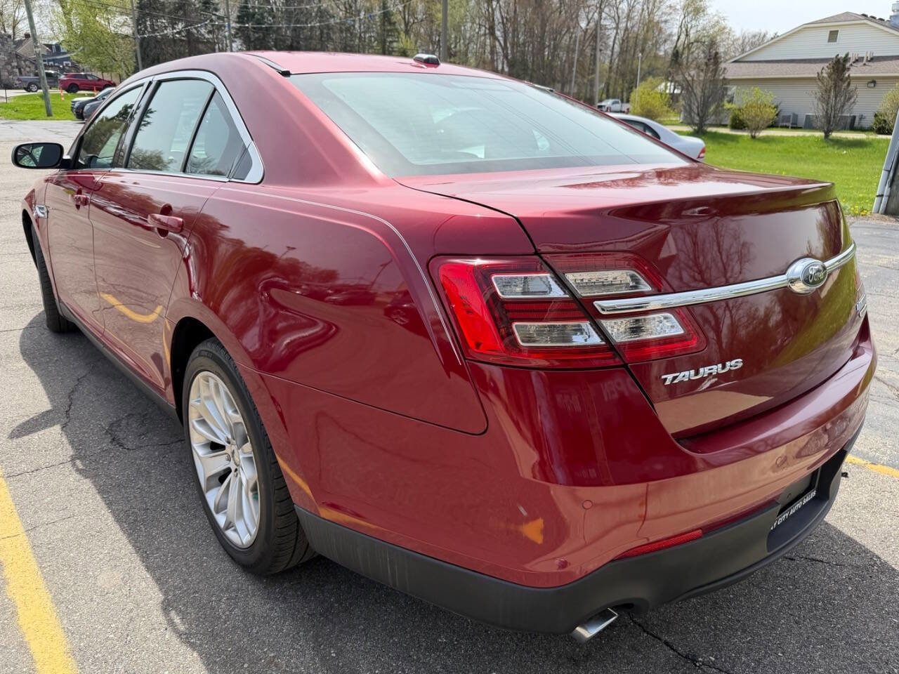 Used 2014 Ford Taurus Limited FWD image 5