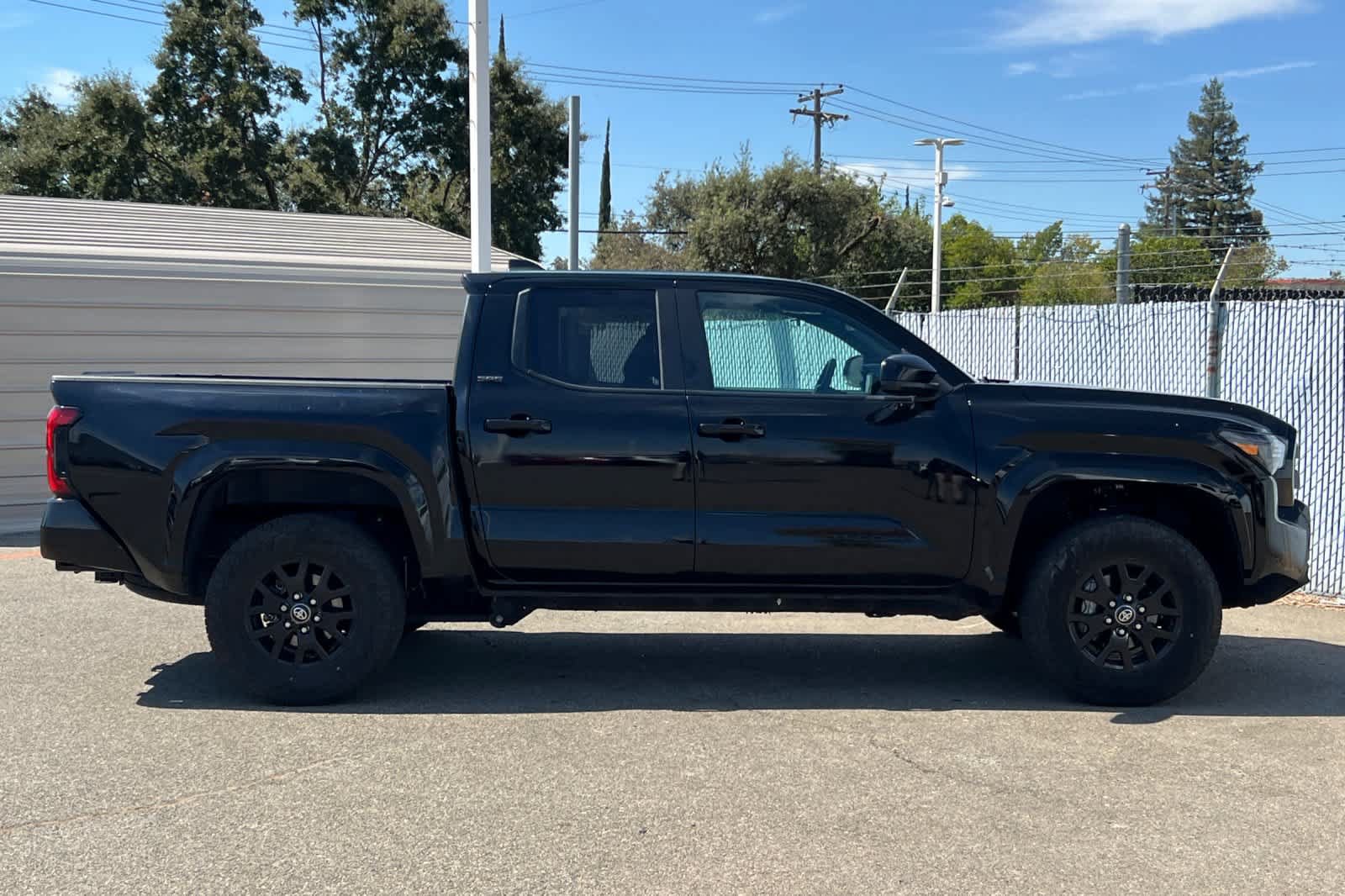 Certified 2024 Toyota Tacoma SR5 w/ SR5 Upgrade Package AWD/4WD image 6
