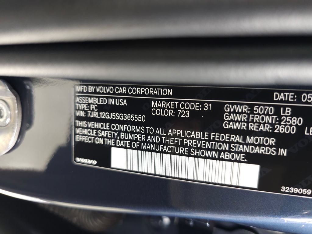 Certified 2025 Volvo S60 B5 Core w/ Climate Package AWD/4WD image 31