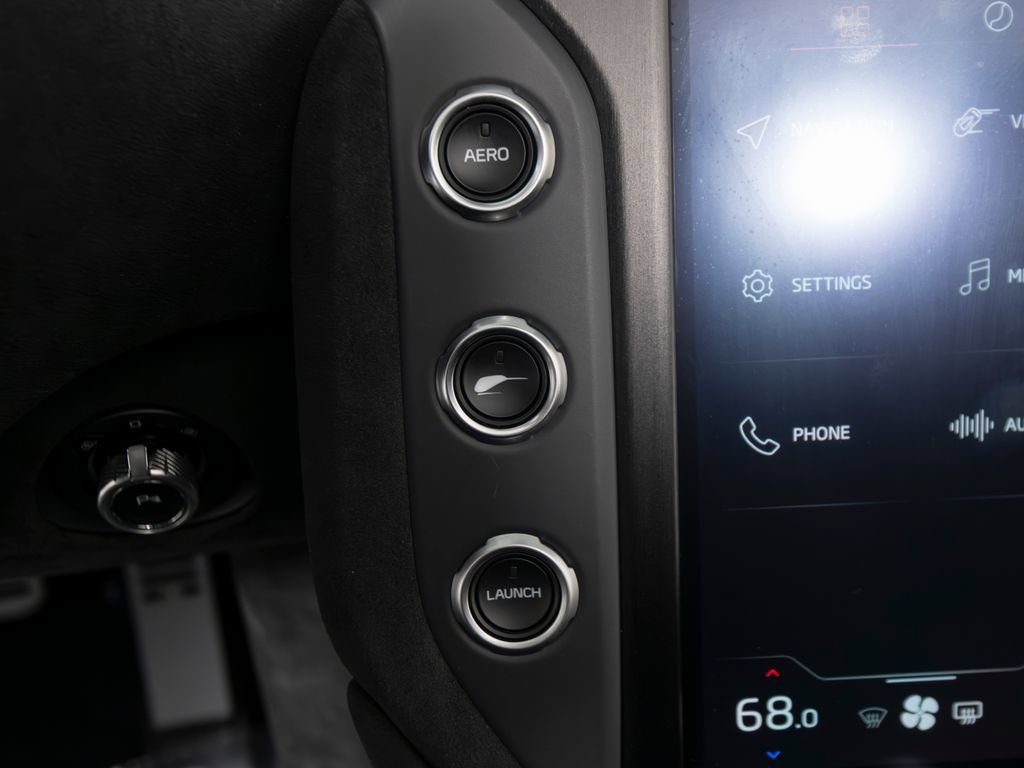 Used 2025 McLaren 750S Spider RWD image 24