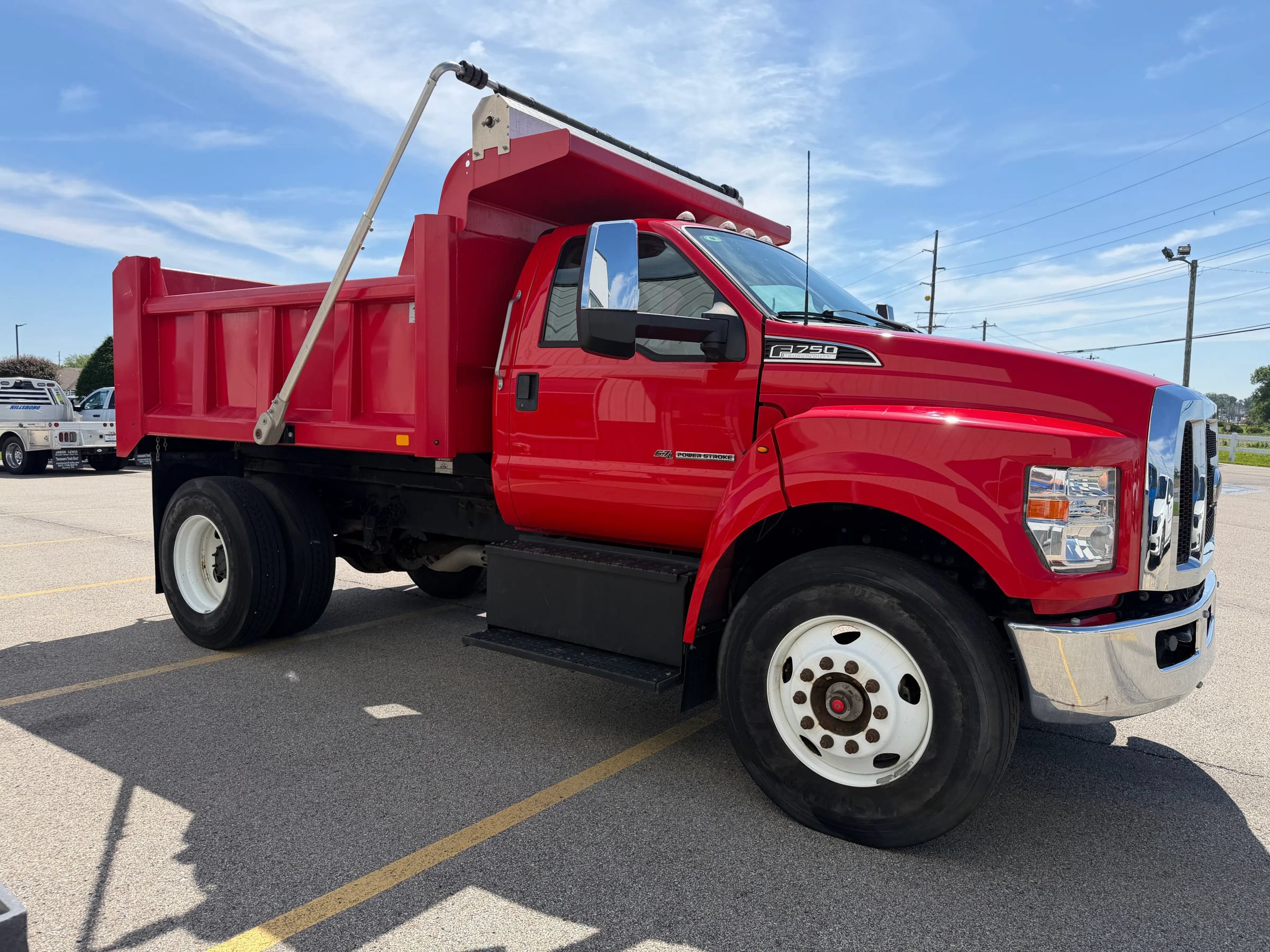 Used 2023 Ford F750 2WD Regular Cab Super Duty image 10